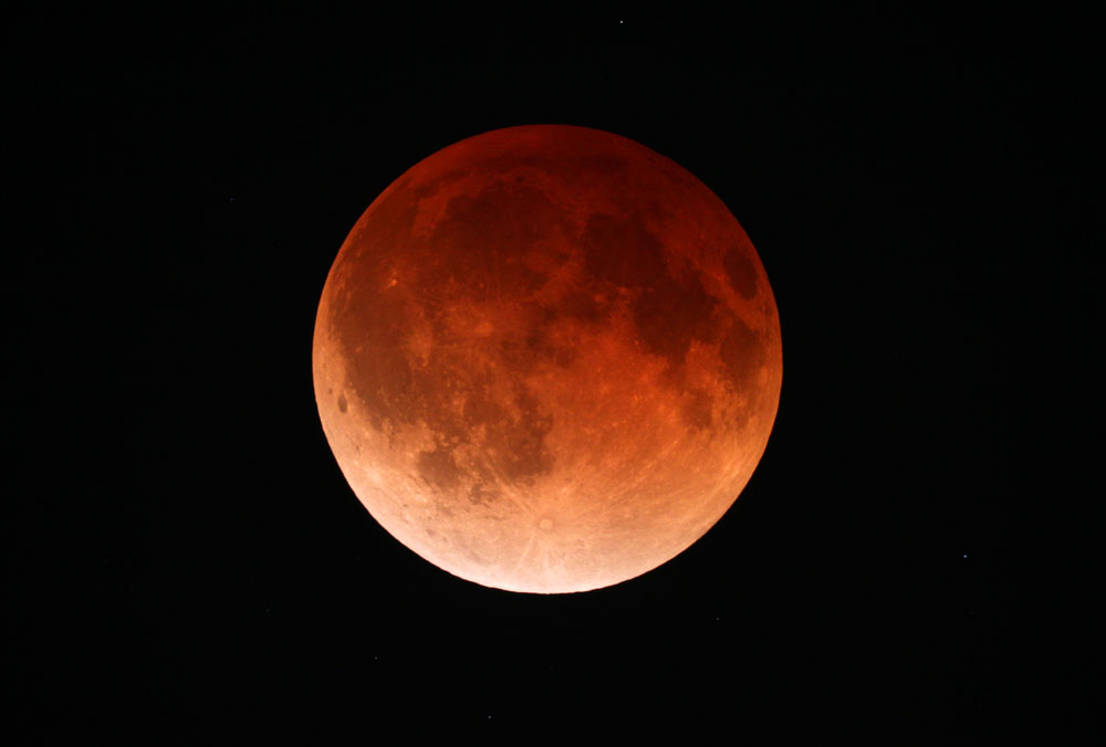 Total lunar Eclipse on April 4